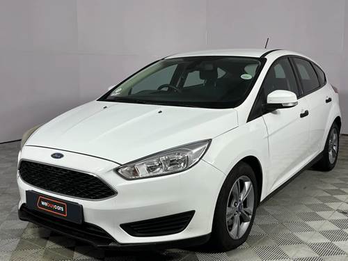 Ford Focus 1.0 EcoBoost Ambiente Sedan