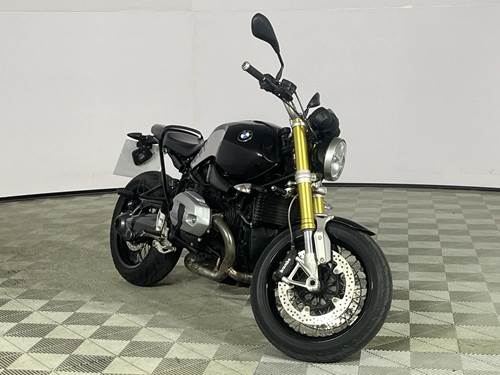 BMW R Nine T