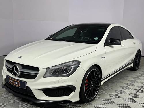 Mercedes Benz AMG CLA 45 7G- DCT