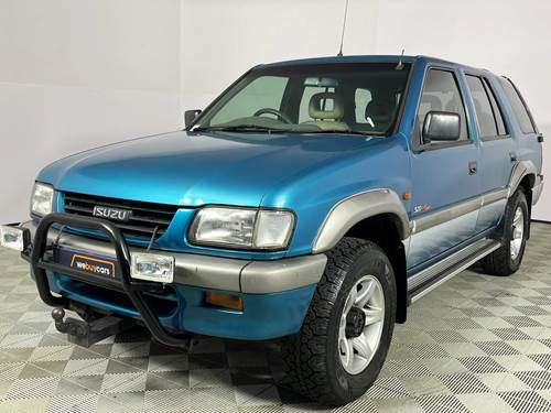 Isuzu Frontier 320 LX 4x4