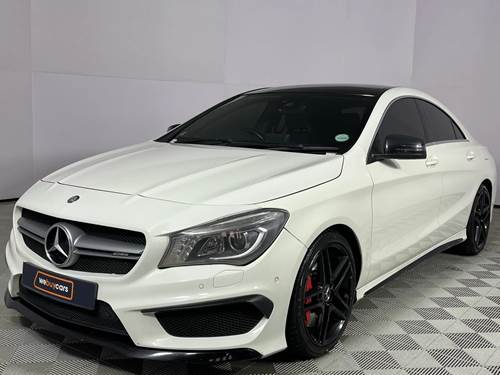 Mercedes Benz AMG CLA 45 7G- DCT