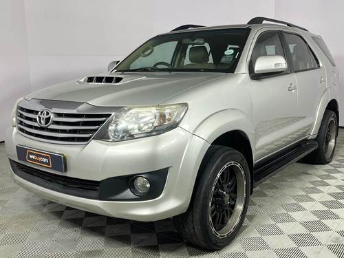 Toyota Fortuner III 2.5 D-4D VNT Raised Body