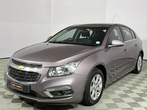 Chevrolet Cruze 1.4 T LS Hatch Back