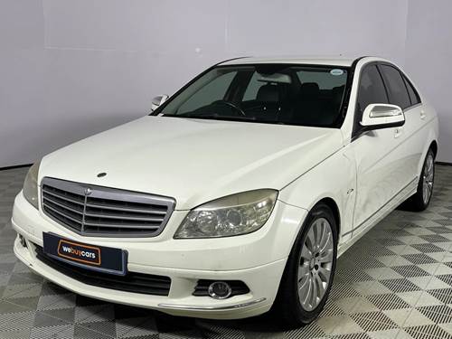 Mercedes Benz C 180K Classic Auto II