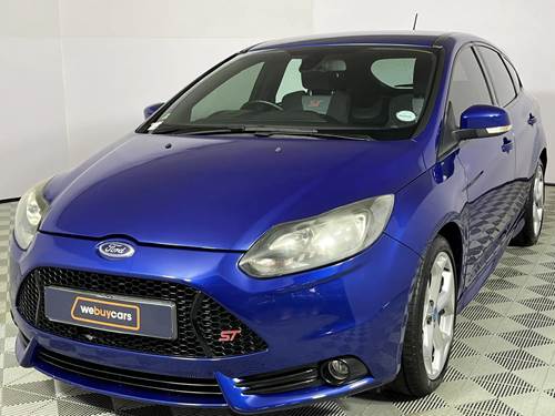 Ford Focus 2.0 GTDi ST1 5 Door