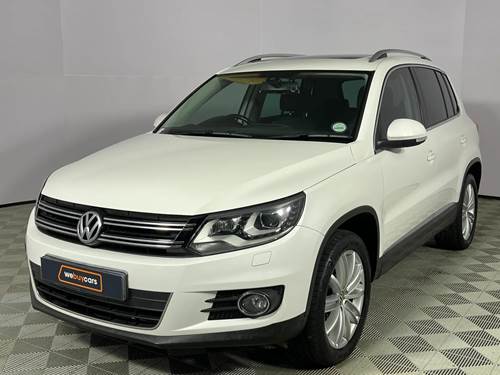 Volkswagen (VW) Tiguan II 2.0 TDi 4Motion Sport and Style DSG