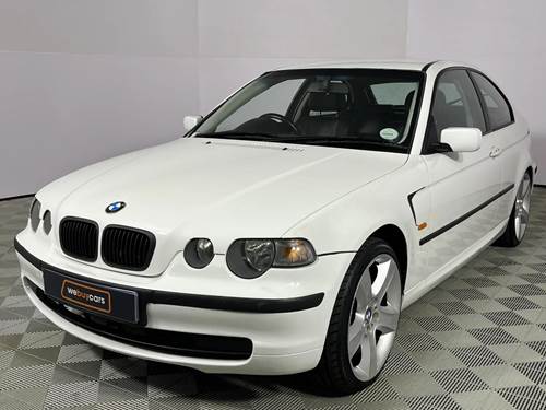 BMW 318ti (E46)