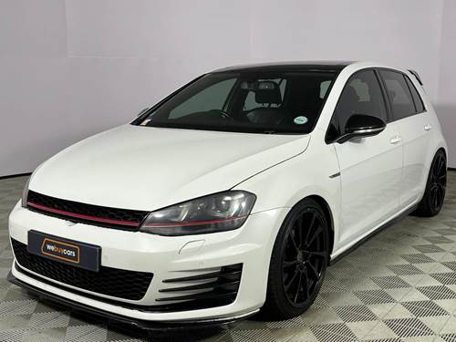 Volkswagen (VW) Golf 7 GTi 2.0 TSi