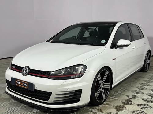 Volkswagen (VW) Golf 7 GTi 2.0 TSi DSG