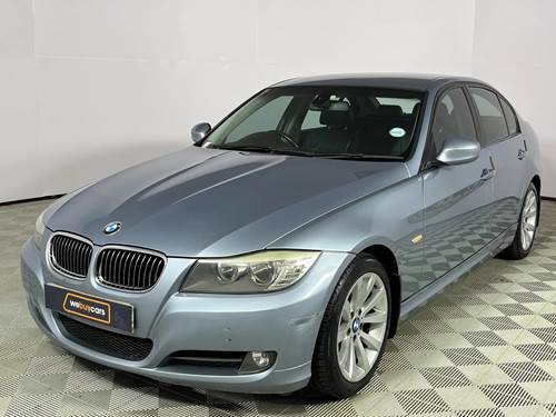 BMW 320i (E90) Auto II