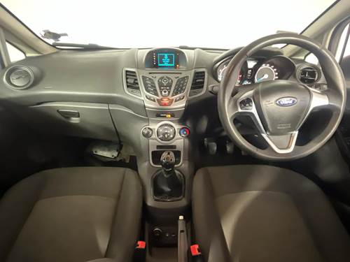 Ford Fiesta 1.4i (71 kW) Ambiente Hatch Back