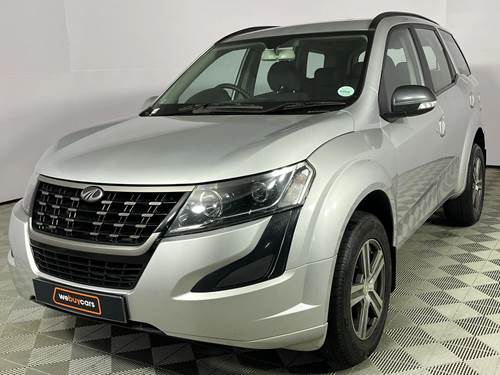 Mahindra XUV 500 2.2 (W4) mHawk 7 Seater ()