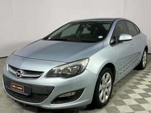 Opel Astra 1.4 Turbo Essentia Sedan