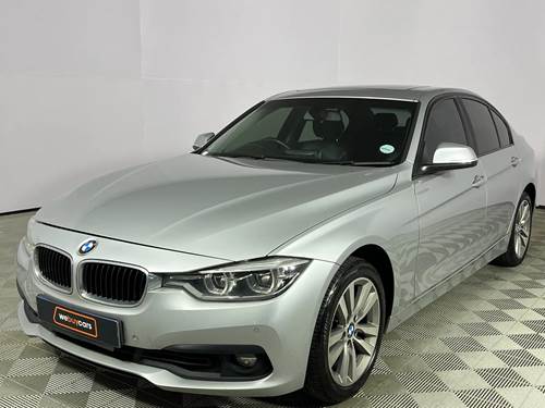 BMW 318i (F30) Auto