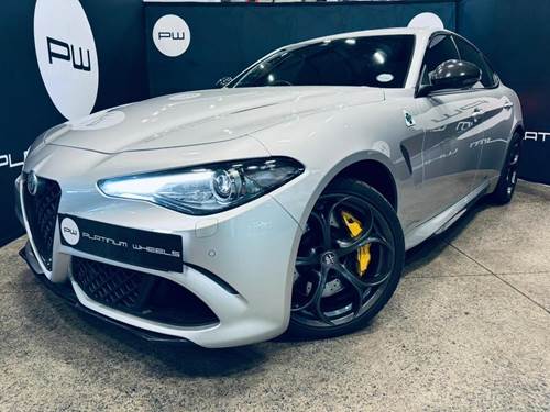 Alfa Romeo Giulia 2.9T V6 Race Edition