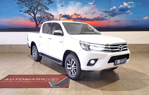 Toyota Hilux 2.8 GD-6 Raider Raised Body Double Cab Auto 4x4  