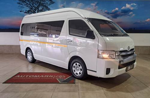 Toyota Quantum HIACE 2.5 D-4D 14 Seat