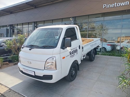 Hyundai H100 2.6 D Euro II Dropside Aircon