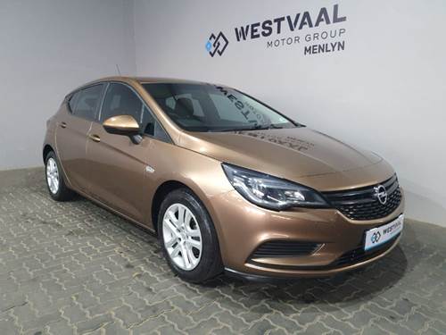 Opel Astra 1.0 T Essentia 5 Door