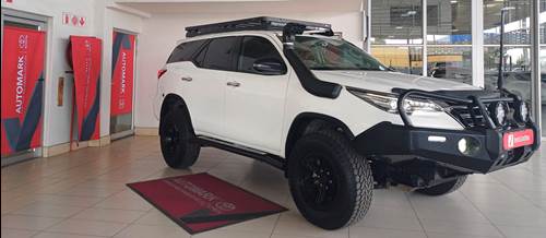 Toyota Fortuner IV 2.8 GD-6 4X4 Auto