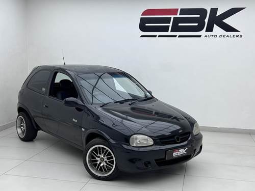 Opel Corsa Lite 1.4i Plus A/C