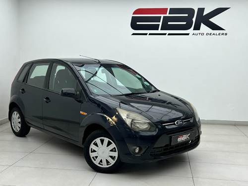 Ford Figo 1.4i Trend 5-Door Hatch Back