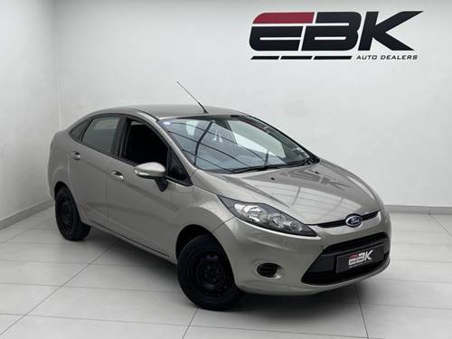 Ford Fiesta 1.6 Ambiente Sedan