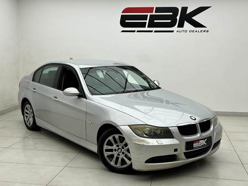 BMW 320i (E90) Auto II