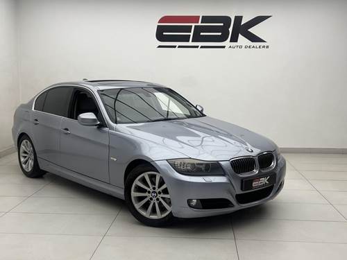 BMW 323i (E90) II