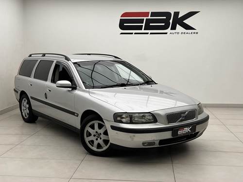 Volvo V70 2.0T Auto