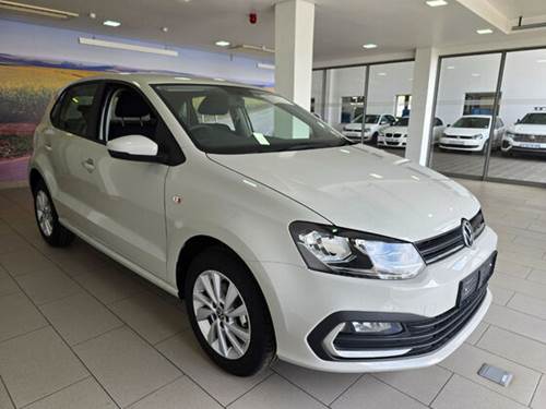 Volkswagen (VW) Polo Vivo 1.6 Hatch Style