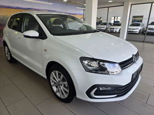 Volkswagen (VW) Polo Vivo 1.6 Hatch Style