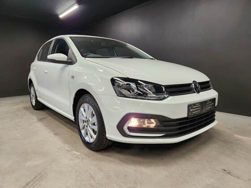 Volkswagen (VW) Polo Vivo 1.6 Hatch Style