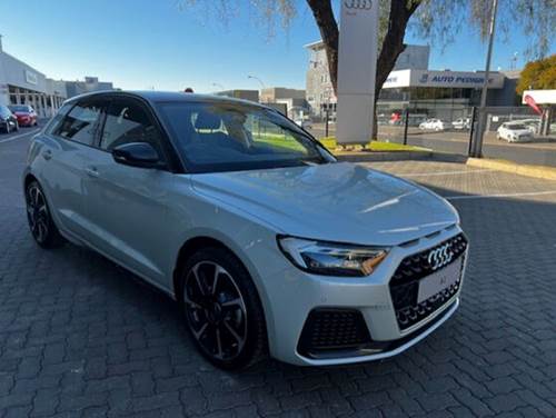 Audi A1 Sportback 1.0 T FSi Advanced S-tronic (30 TFSI)